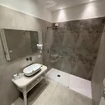 5 Lune 게스트하우스 4*